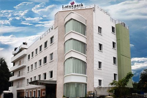 Lotus Park Hotel Bangalore Exterior photo